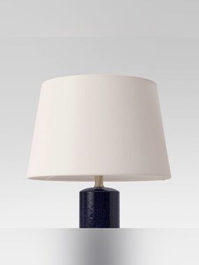 Threshold Large lamp base